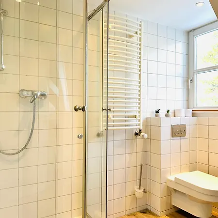 Kiefern Apartment- Parkplatz- Waschmaschine Lejlighed