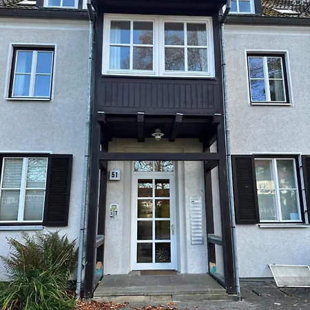 Kiefern Apartment- Parkplatz- Waschmaschine Apartmán *