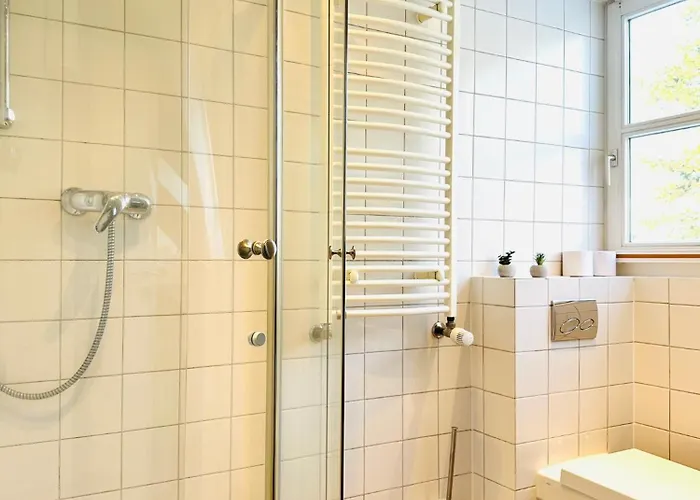 Kiefern Apartment- Parkplatz- Waschmaschine Apartment